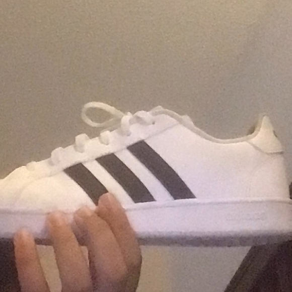 Shoes - Picture 2 of 5